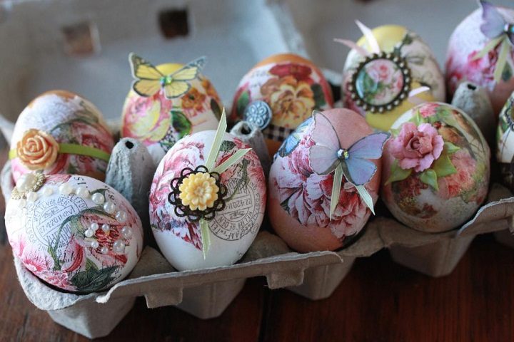 Декупаж и наклейки своими руками