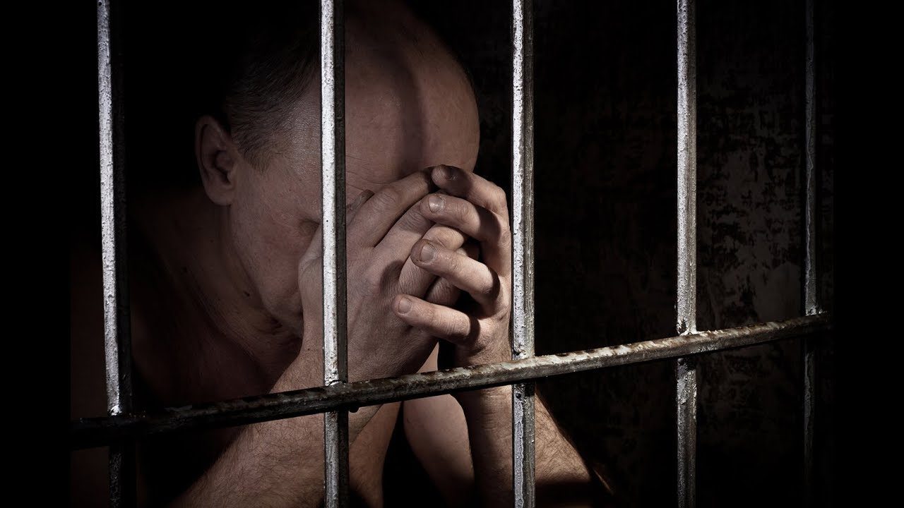 К чему снится муж в тюрьме?