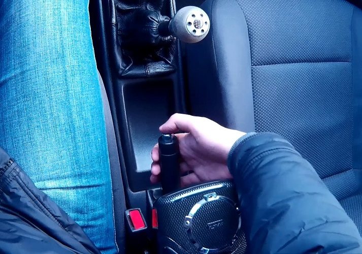 Это правильный и основной метод старта под горку