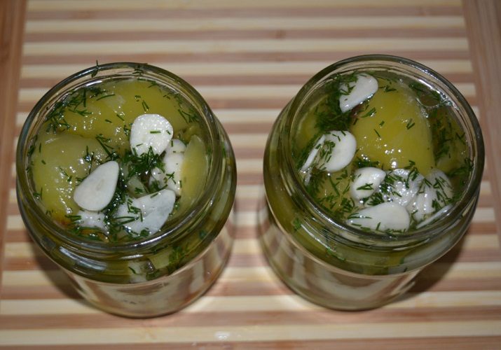 Маринованный запеченный болгарский перец
