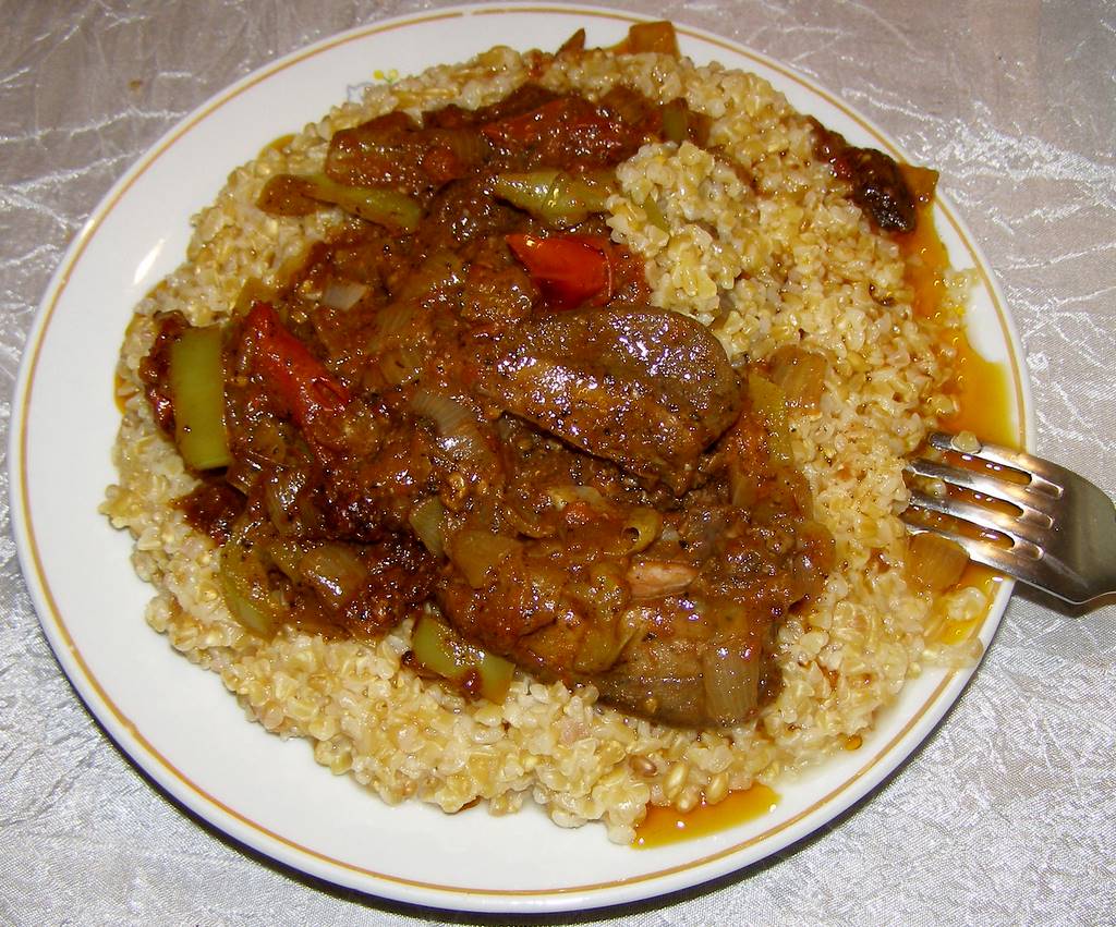 Каша с овощами, мясом