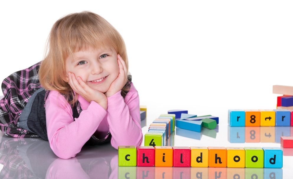 Отличная игра на логику для 8-летнего ребенка - составление множества слов на основе одного загаданного