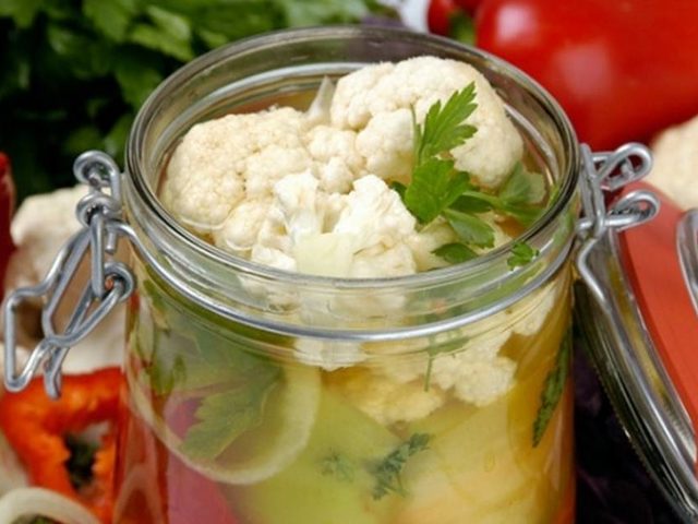 Цветная капуста по-корейски: классический рецепт, с морковью, со сладким перцем, в томатной заправке, с шампиньонами — рецепты для приготовления в домашних условиях