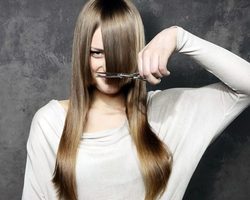 Почему нельзя стричь волосы самому себе: приметы. Древняя магия женских волос. Как стричь самого себя?