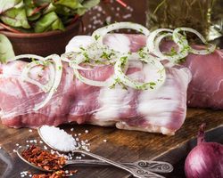Можно ли и как замораживать маринованное мясо? Как заморозить маринованный, готовый шашлык? Можно ли заморозить шашлык в майонезе, с луком?