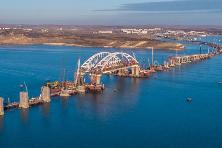 А это мост еще при строительстве