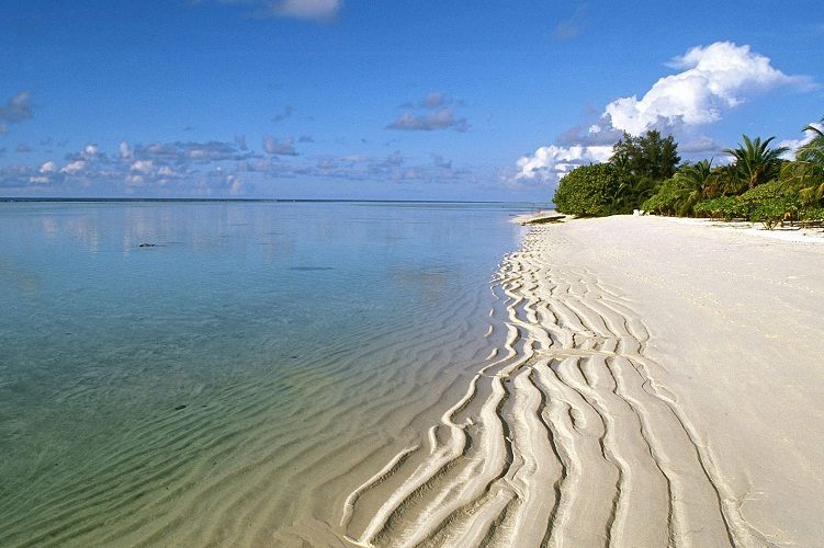 Море, что омывает знаменитые мальдивские острова