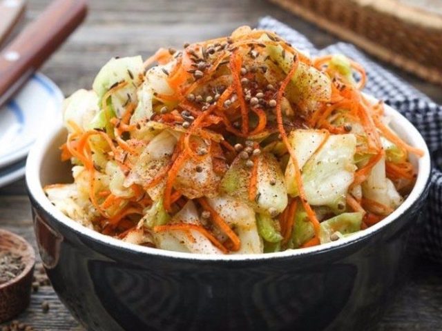 Капуста по-корейски на зиму: белокочанная, цветная, пекинская — 3 лучших рецепта с пошаговыми ингредиентами