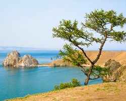 Какой залив на Байкале самый глубокий?