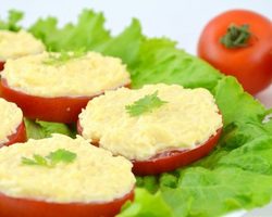Помидоры с сыром и чесноком: лучшие рецепты