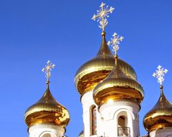Сонник — снится во сне церковь: значение сна. К чему снится строить церковь, молиться, креститься, плакать, венчаться, ставить свечи, находиться в церкви мужчине, женщине, девушке, беременной, ребенку: толкование сна