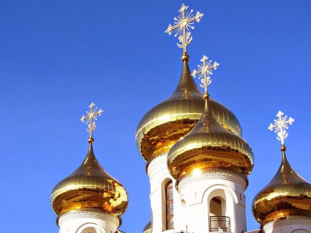 Сонник — снится во сне церковь: значение сна. К чему снится строить церковь, молиться, креститься, плакать, венчаться, ставить свечи, находиться в церкви мужчине, женщине, девушке, беременной, ребенку: толкование сна