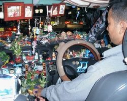 16 бесполезных и опасных автомобильных аксессуаров