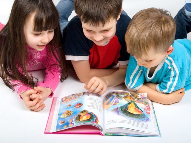Стишки для детей 5-6 лет — о лете, осени, зиме, весне, короткие для заучивания, логопедические, о детях: лучшая подборка