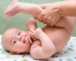 Какой должен быть стул у новорожденного, на грудном вскармливании? Какой стул у новорожденного при грудном вскармливании: норма, патологии. Как понять, что у грудничка диарея, запор?