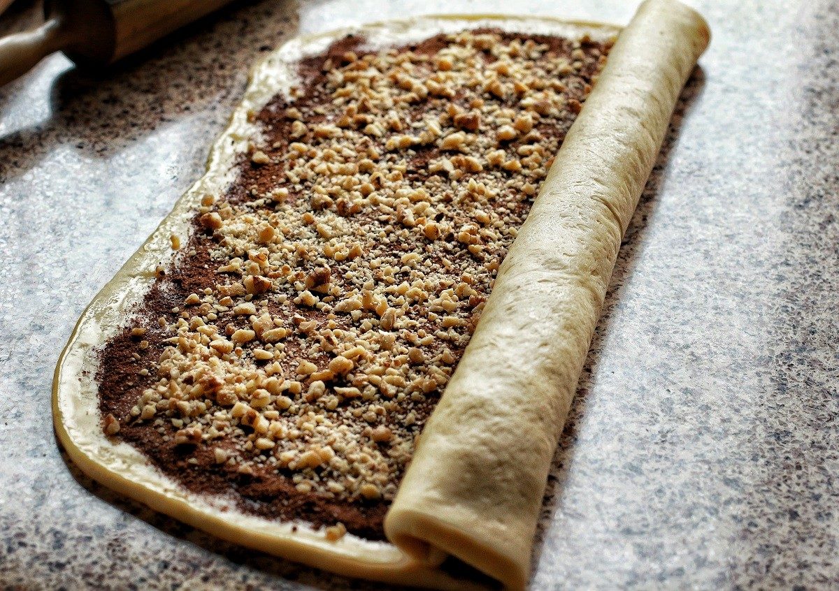 С шоколадом и орехами