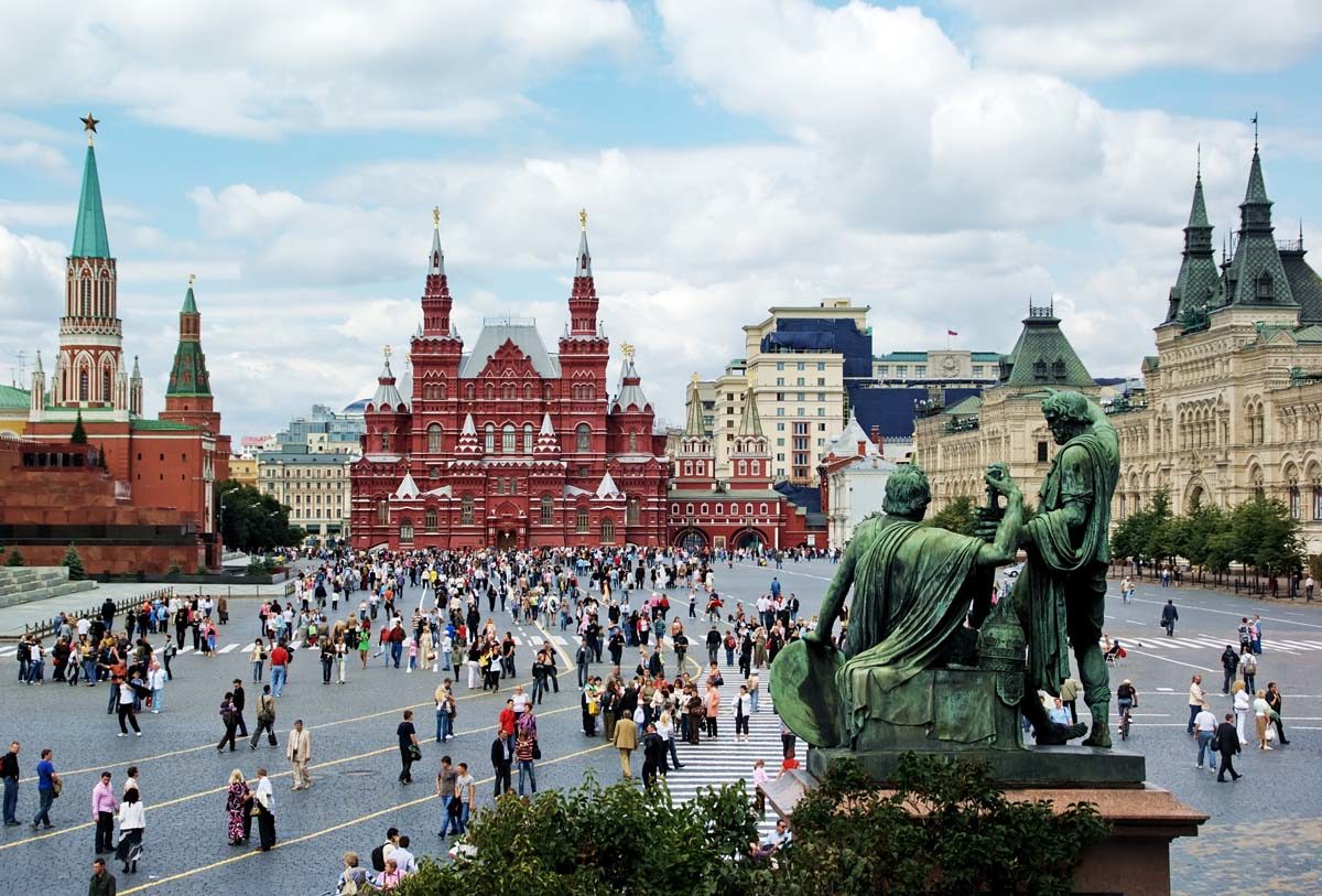 Красная площадь - главное украшение белокаменного города