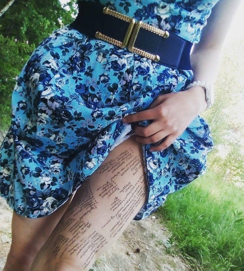 Шпаргалку можно сделать на ноге