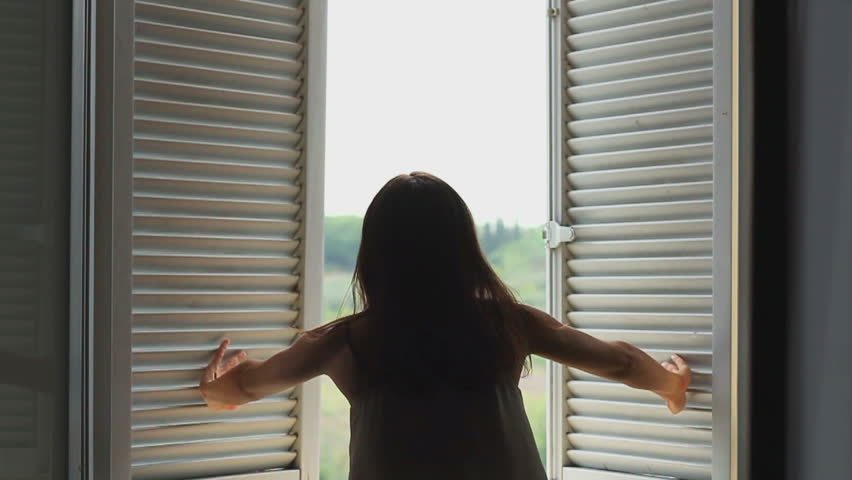 Нельзя смотреть на похороны