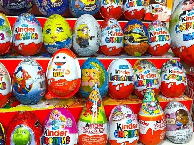 Как правильно выбрать Киндер-сюрприз с коллекционной игрушкой: определяем по весу, звуку, маркировке, покупая набор — ценные советы для родителей