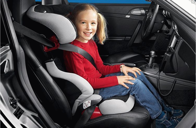 Ребенок на переднем сидении