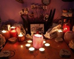 Что такое приворот на крови, и как он действует? Как сделать приворот на крови, какие могут быть последствия? Как снять приворот, сделанный на крови?