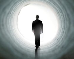 Есть ли жизнь после смерти: реальные истории, случаи, доказательства. Ченнелинг о жизни после смерти
