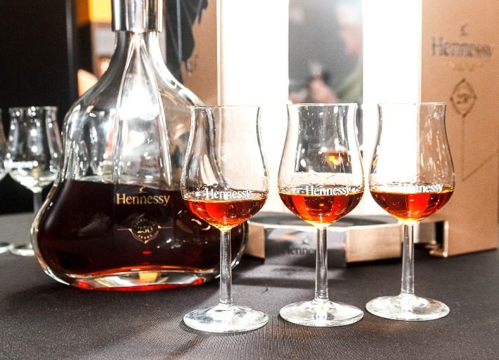 Hennessy - «коньяк» из самогона на дубовой коре