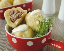 Картофельные галушки с мясом: лучшие рецепты галушек и соусов для заправки