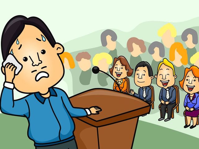 Как побороть страх перед выступлением: все ли его испытывают, как справиться с волнением перед публикой, можно ли пить немного алкоголя или успокоительные таблетки? Как избавиться от страха перед выступлением, способы: психологические приемы, дыхательные упражнения, разминка для рук и лицевых нервов