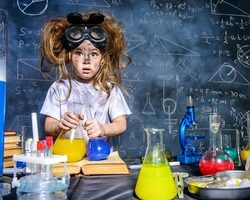 Научные эксперименты для детей в домашних условиях: 15 поразительных и развивающих опытов с описанием и объяснением, идеи