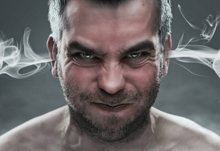 Гнев сжигает человека изнутри, а при выходе наружу - окружающих!