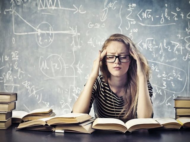 Что нужно для поступления жителей России и иностранных абитуриентов в техникум, колледж после 9 класса: документы. Нужно ли сдавать экзамены при поступлении в техникум после 9 класса? Какой средний балл для поступления после 9 класса?