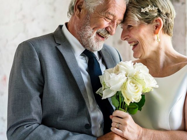 Психология отношений между мужчиной и женщиной после 50 лет: мнение специалиста. Как воспринимают, любят женщину мужчины после 50 лет?