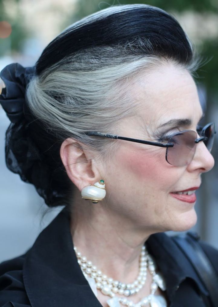 Длинные волосы после 50 лет