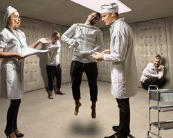 Как понять — есть ли у тебя шизофрения: симптомы заболевания, гениальность шизофреников. Как определить шизофреника по поведению?