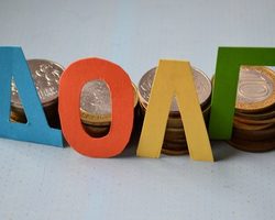 Как узнать информацию о задолженности по налогам физического лица по фамилии через интернет?