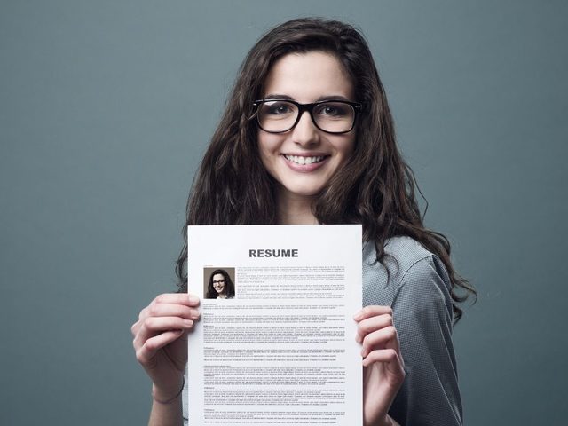 Как правильно составить и написать резюме для устройства на работу: правила составления, образец, готовые примеры резюме