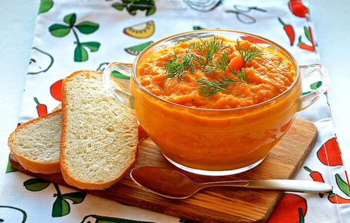 Вкусная кабачковая икра с помидорами через мясорубку на зиму