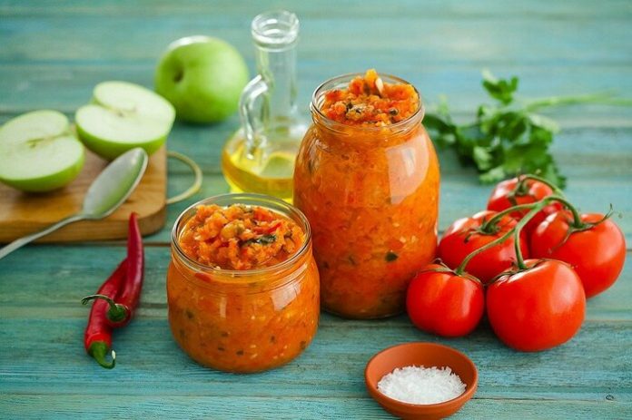 Помидоры с яблоками на зиму через мясорубку