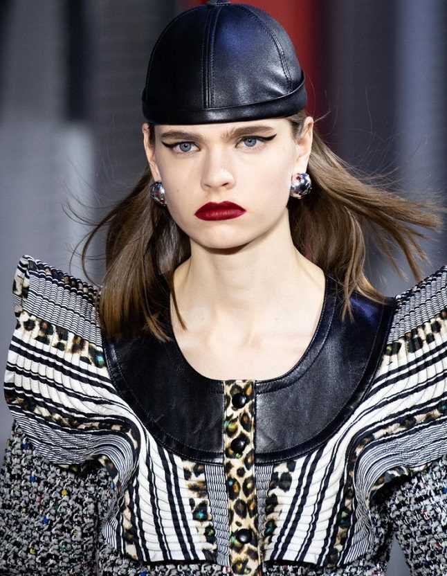Головной убор louis vuitton
