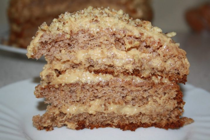 Самые простые и вкусные сухие коржи для торта на сковороде