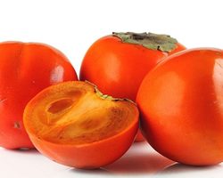 Хурма: кому полезна, а кому вредна, как выбрать спелую, что приготовить из спелой и недоспелой?