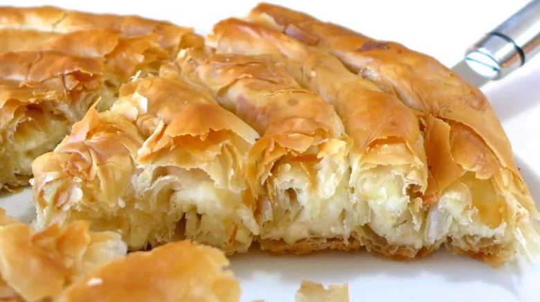 Вкусный пирог из тонкого теста фило