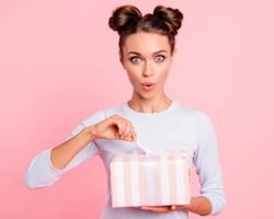 Можно ли дарить домашние тапочки, почему нельзя дарить тапочки?