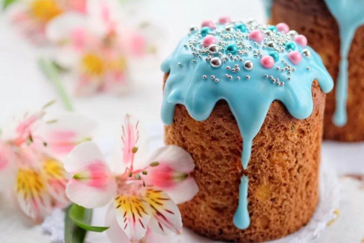 Из александрийского теста получается очень вкусный кулич