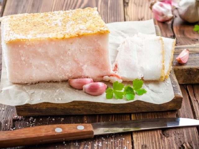Как сохранить продукты без холодильника? Как сохранить мясо, сало, сыр, колбасу без холодильника? Что можно хранить без холодильника?