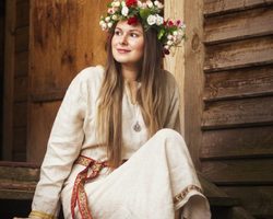 «Без году неделя»: происхождение, прямое и переносное значение фразеологизма, объяснение одним словом, примеры предложений