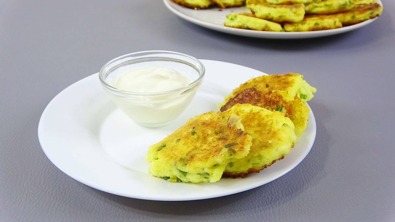 Лепешки с яйцом