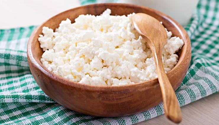 Вкусный творог из прокисшего кефира